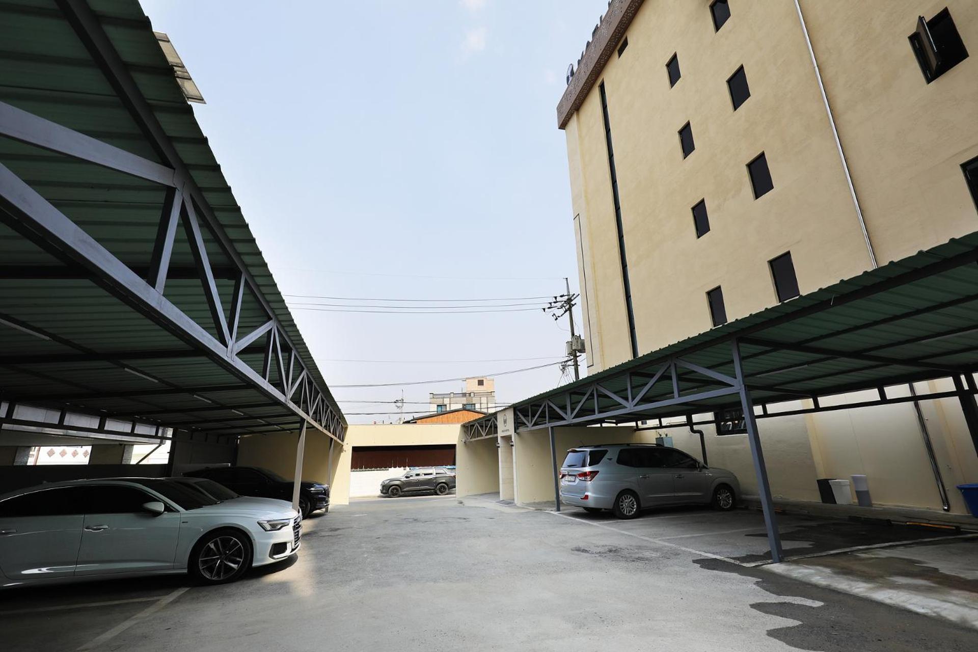 Mari Hotel Chungju Exterior foto